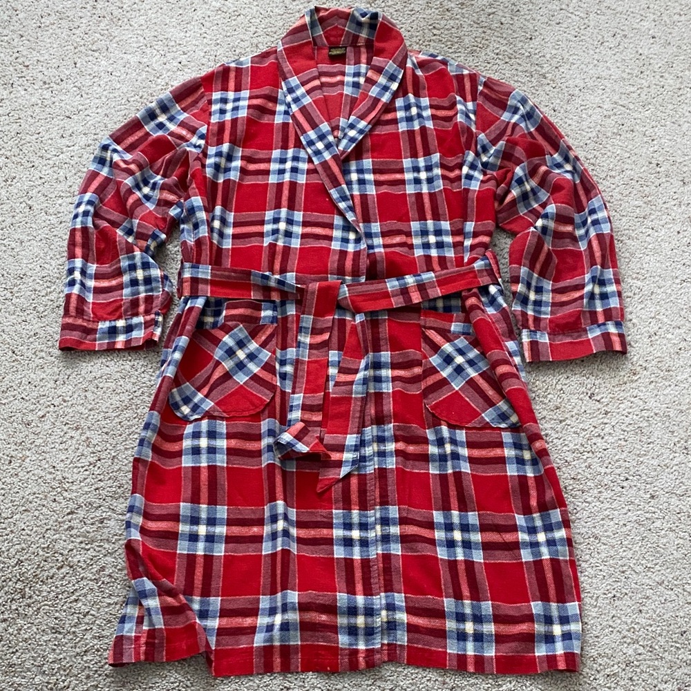 Vintage Sears Flannel Plaid Robe fromThe Men’s Store. Sears. M. 38/40).